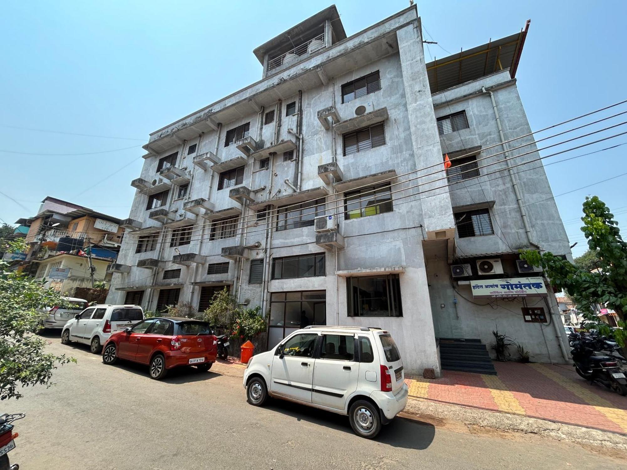 Hotel Aaba'S Gomantak Sawantwadi ภายนอก รูปภาพ