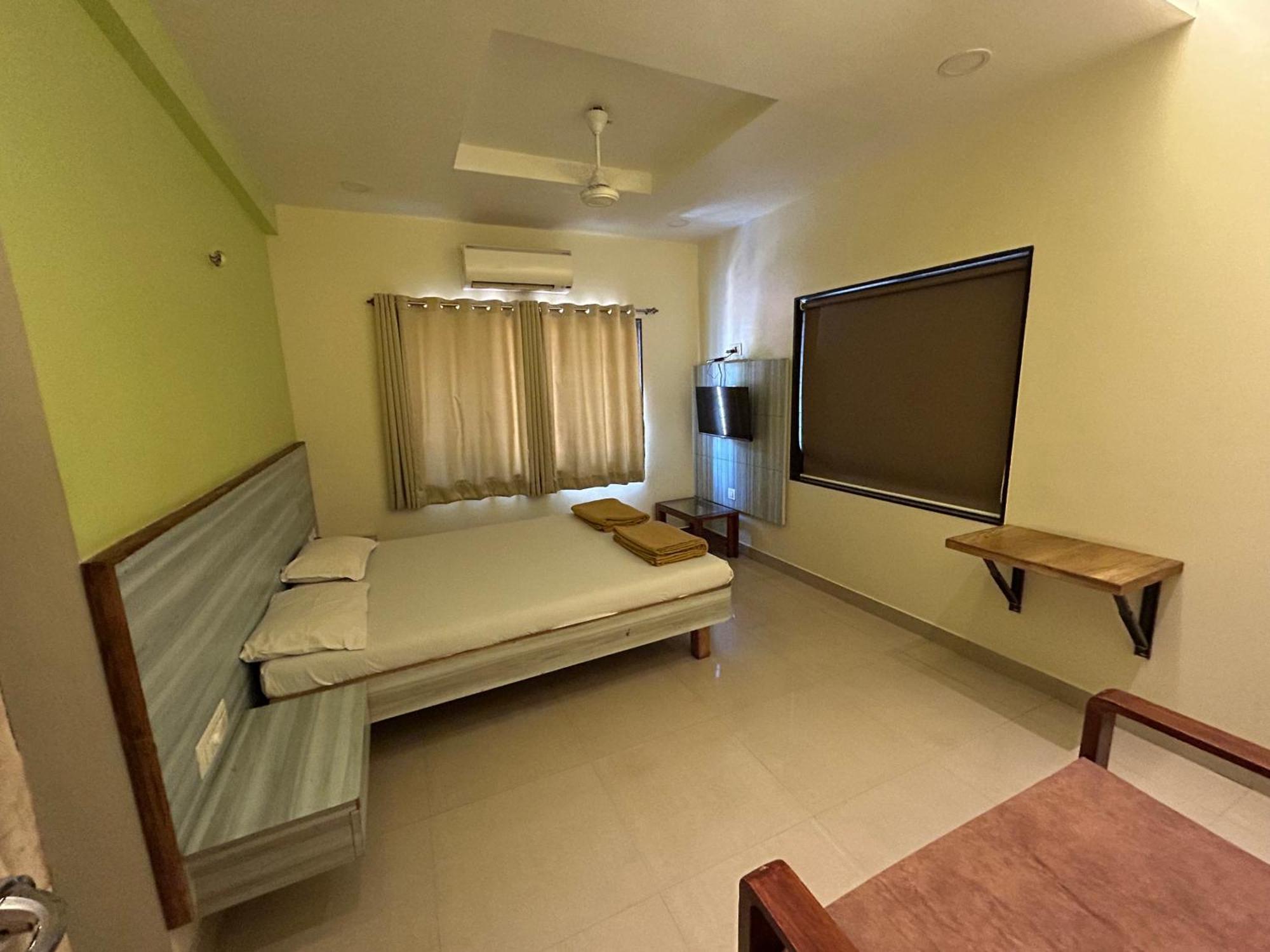 Hotel Aaba'S Gomantak Sawantwadi ภายนอก รูปภาพ